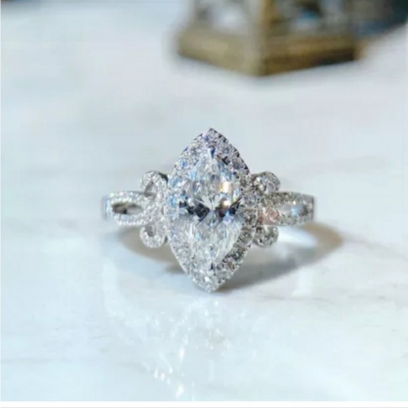 New Women’s 925 Silver Stylish Lovely Diamond Ring - Picture 5 of 5